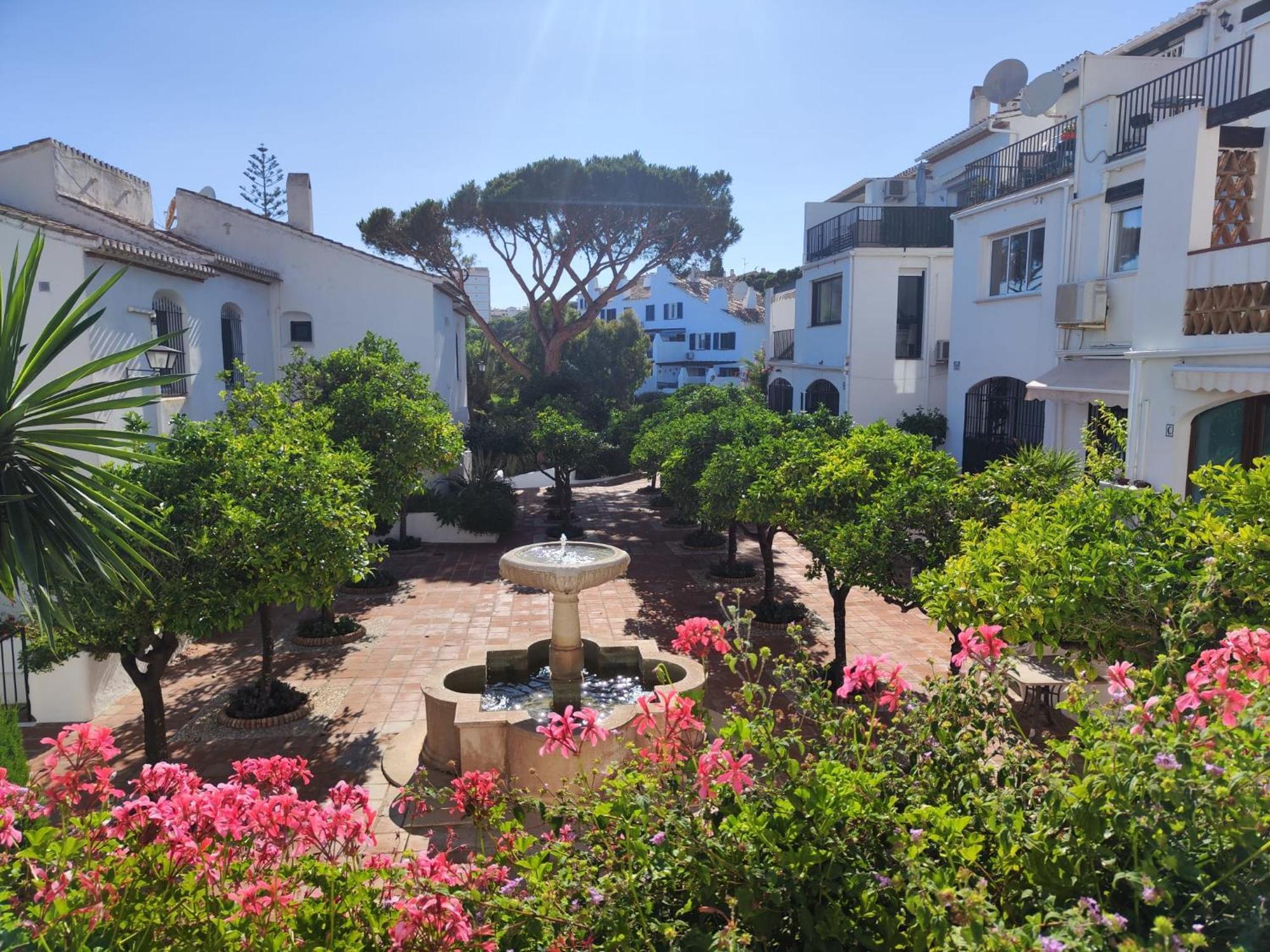 Dona Lola , Luminoso Apartamento Calahonda, Mijas Sitio de Calahonda Exterior photo